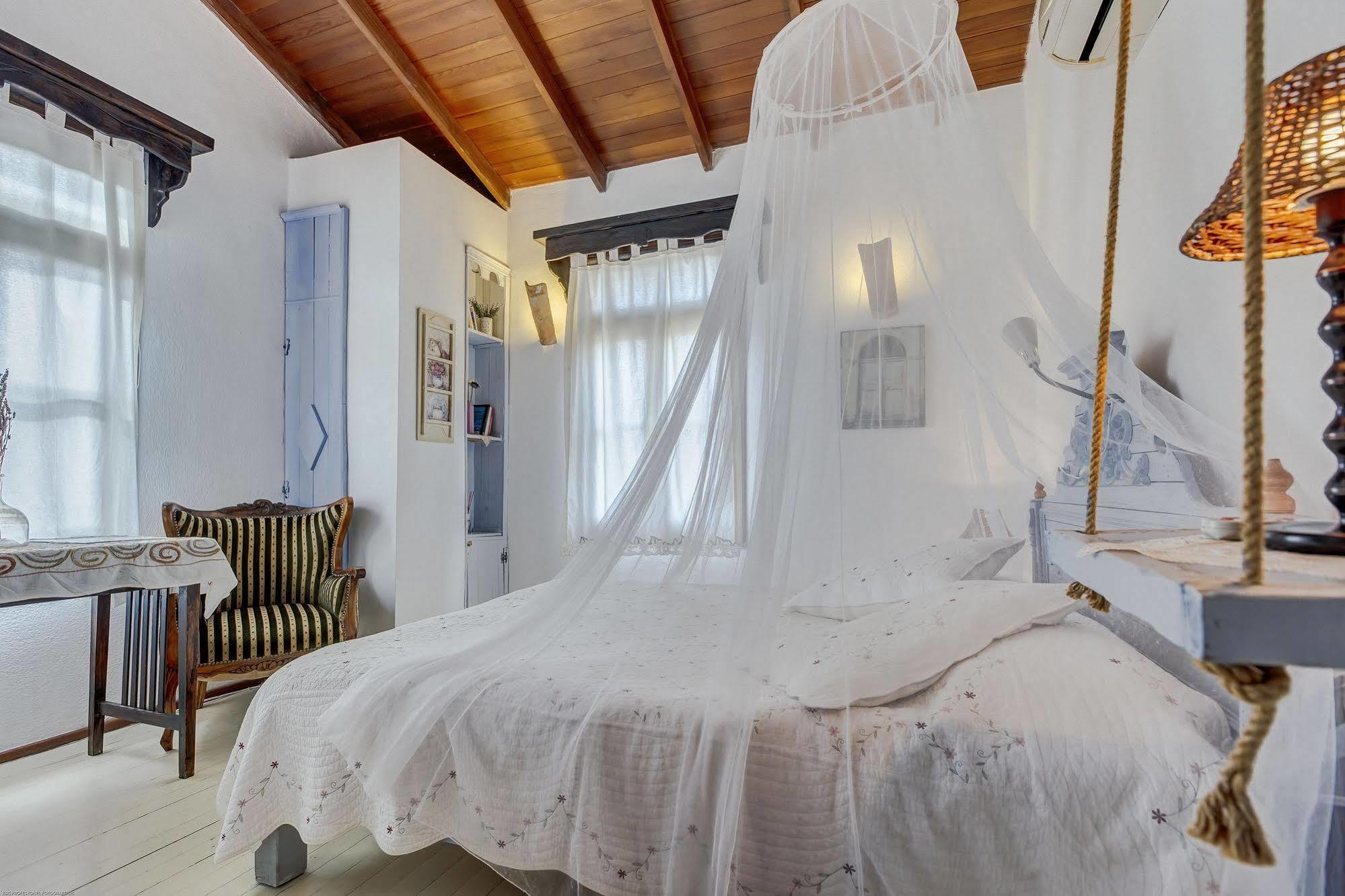 Retro Butik Otel (Adults Only) Çeşme المظهر الخارجي الصورة